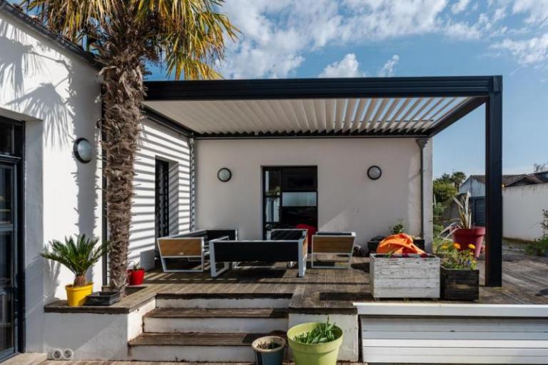 Stores extérieurs, les meilleures options pour protéger votre terrasse